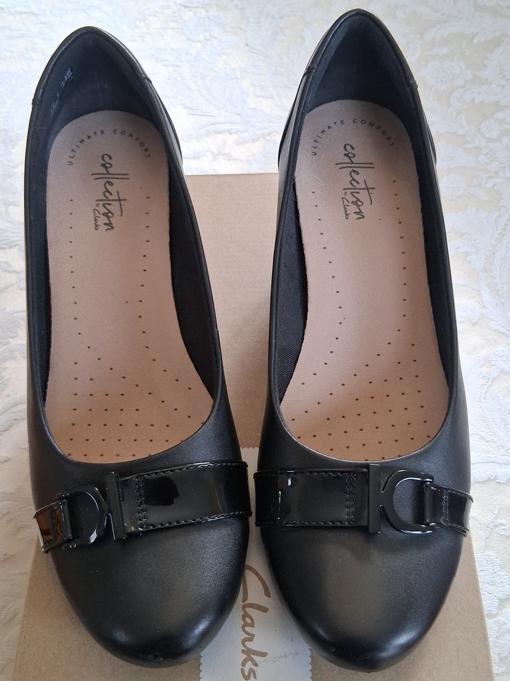 Clarks Black Patent-Trim Ballet Flats
